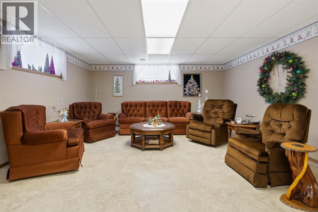 Single Family House Bungalow for Sale in   Street Victoria Park Camrose 