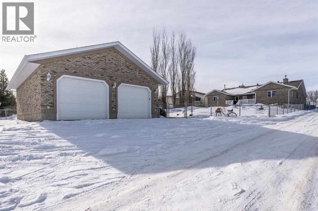 Single Family House Bungalow for Sale in   Street Victoria Park Camrose 