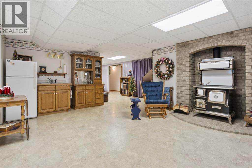 Single Family House Bungalow for Sale in   Street Victoria Park Camrose 