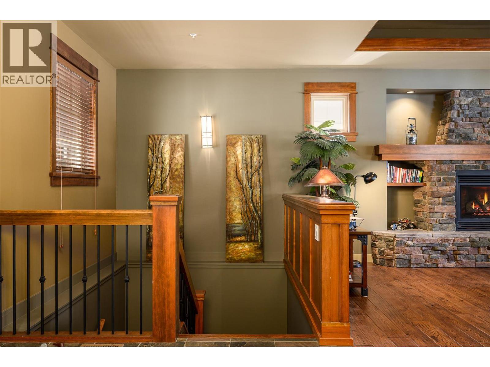 27 Birdie Lake Drive Unit# 4, Vernon