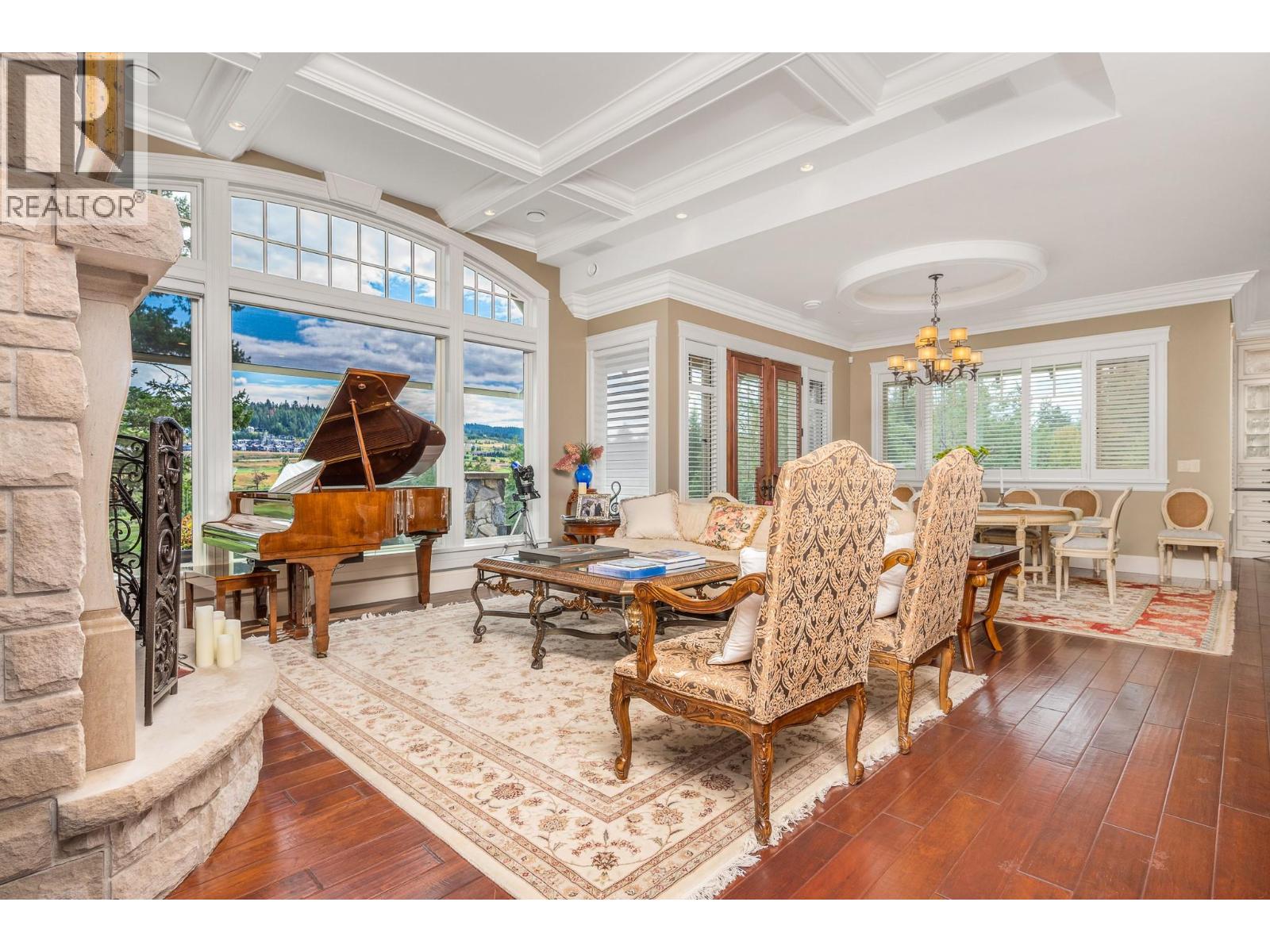 602 Falcon Point Way, Vernon