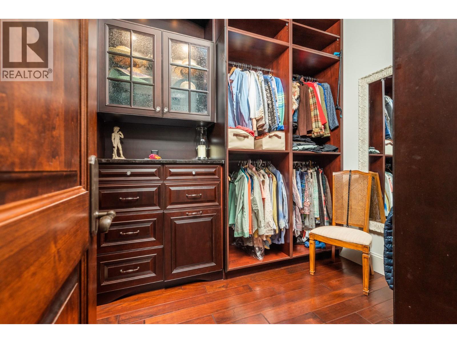 602 Falcon Point Way, Vernon