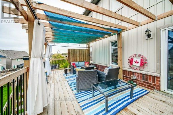 139 ISABELLA DRIVE - 32