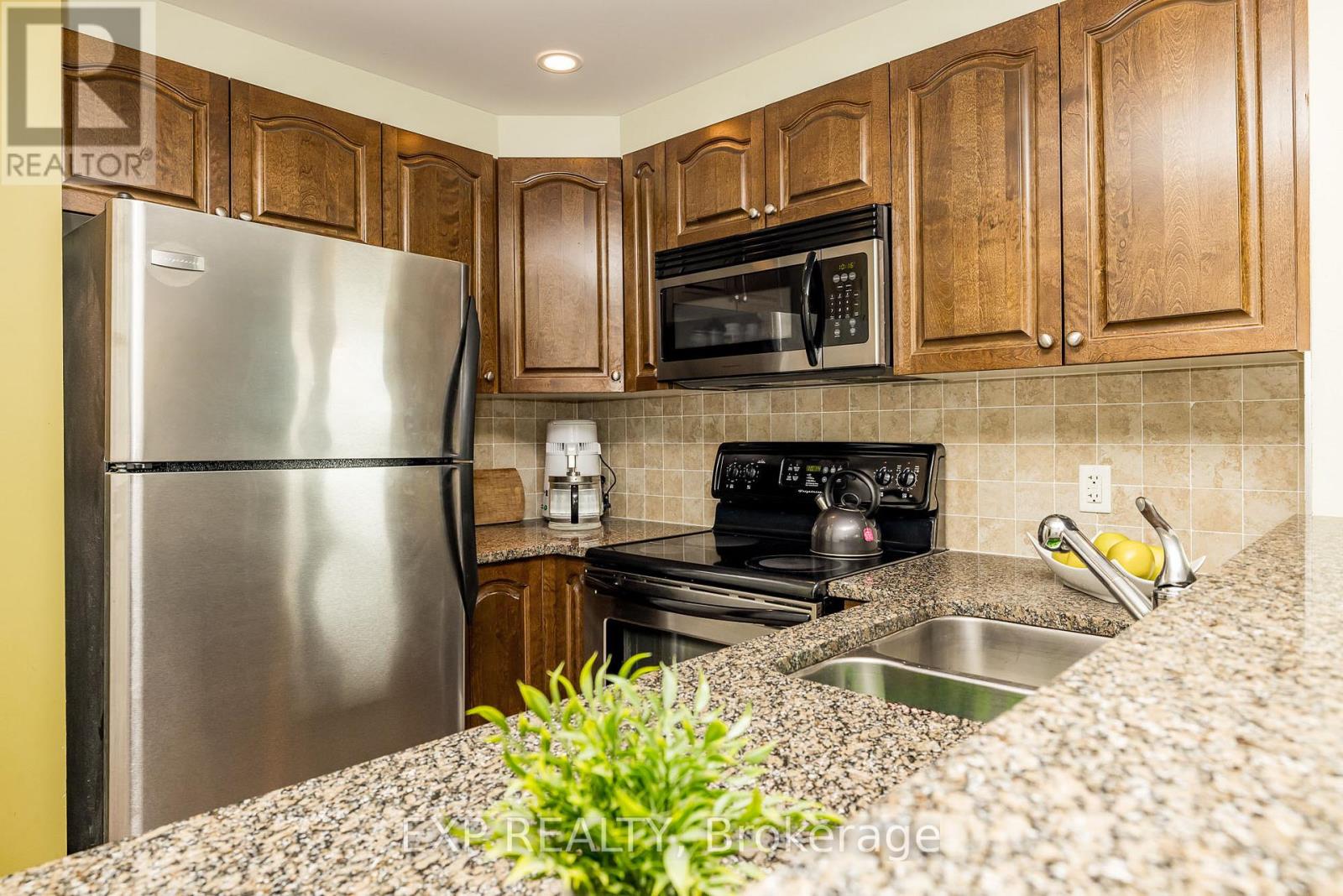 #1111 200 BESSERER STREET - 11