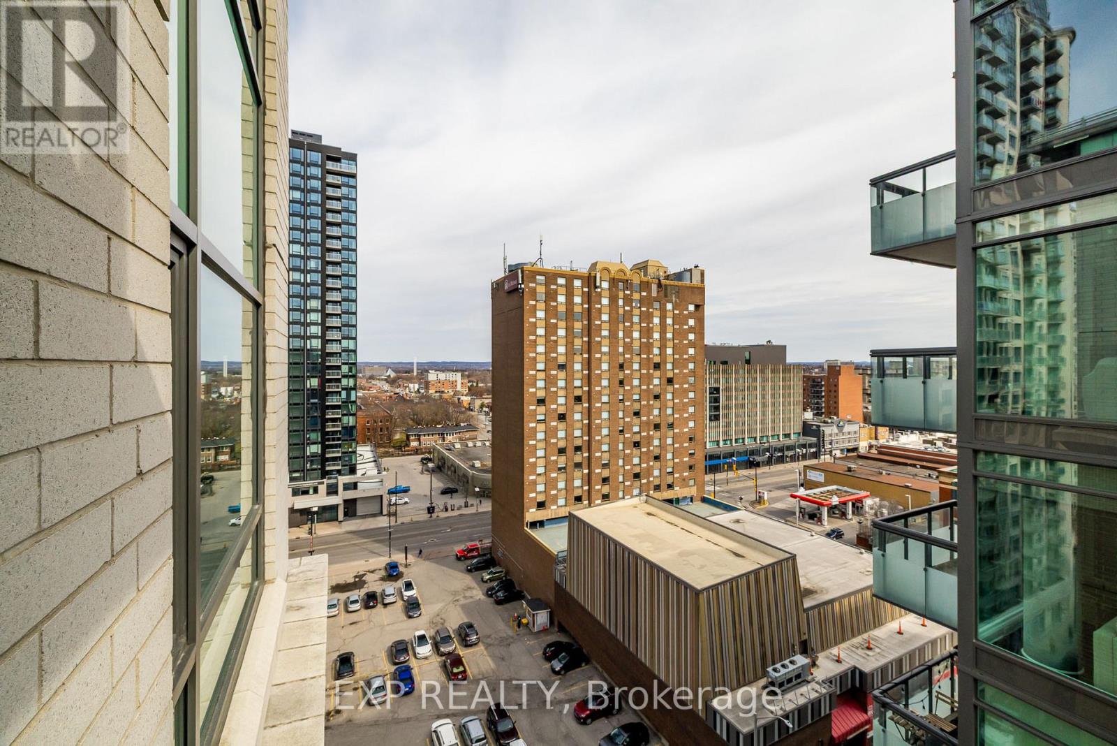 #1111 200 BESSERER STREET - 25