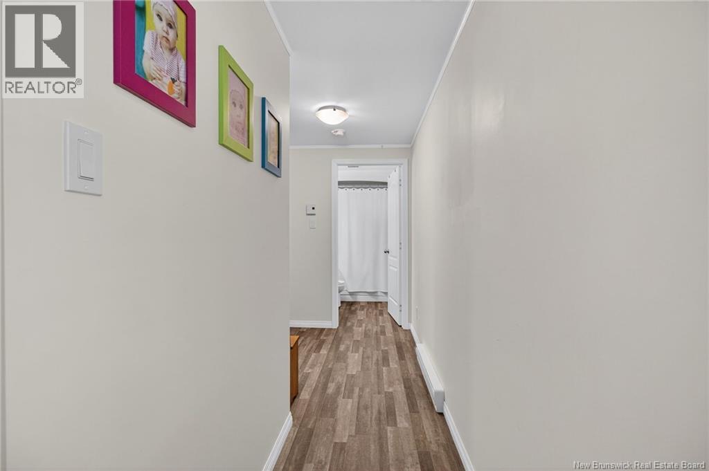 2 Larchwood Street - 14