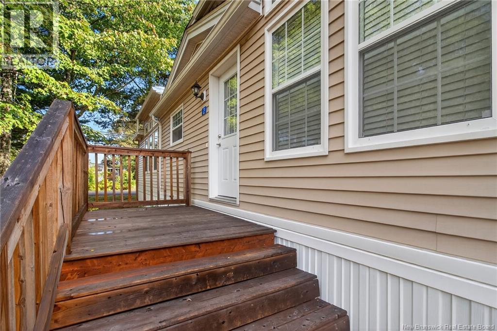 2 Larchwood Street - 2