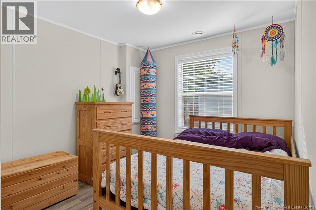 2 Larchwood Street - 21
