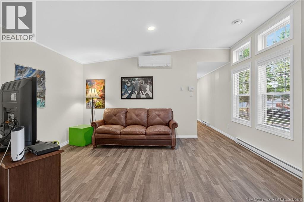 2 Larchwood Street - 5