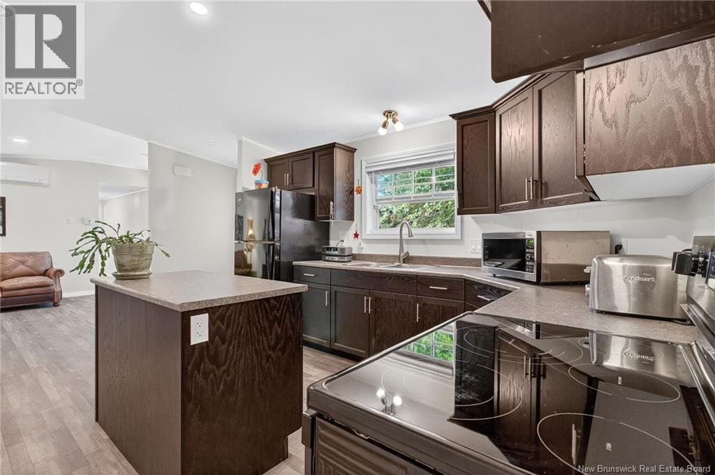 2 Larchwood Street - 8