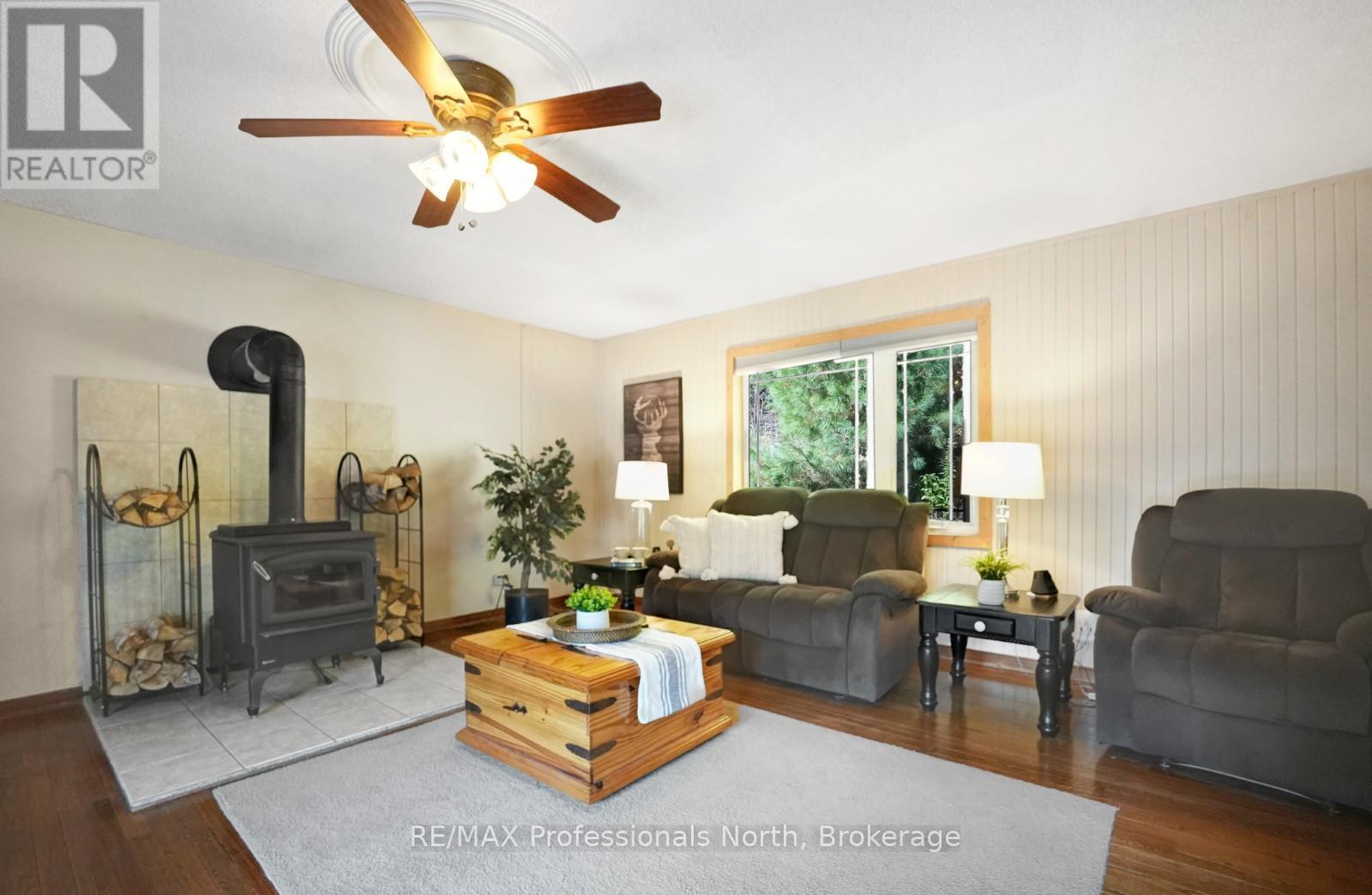 1123 HARCOURT ROAD - 5