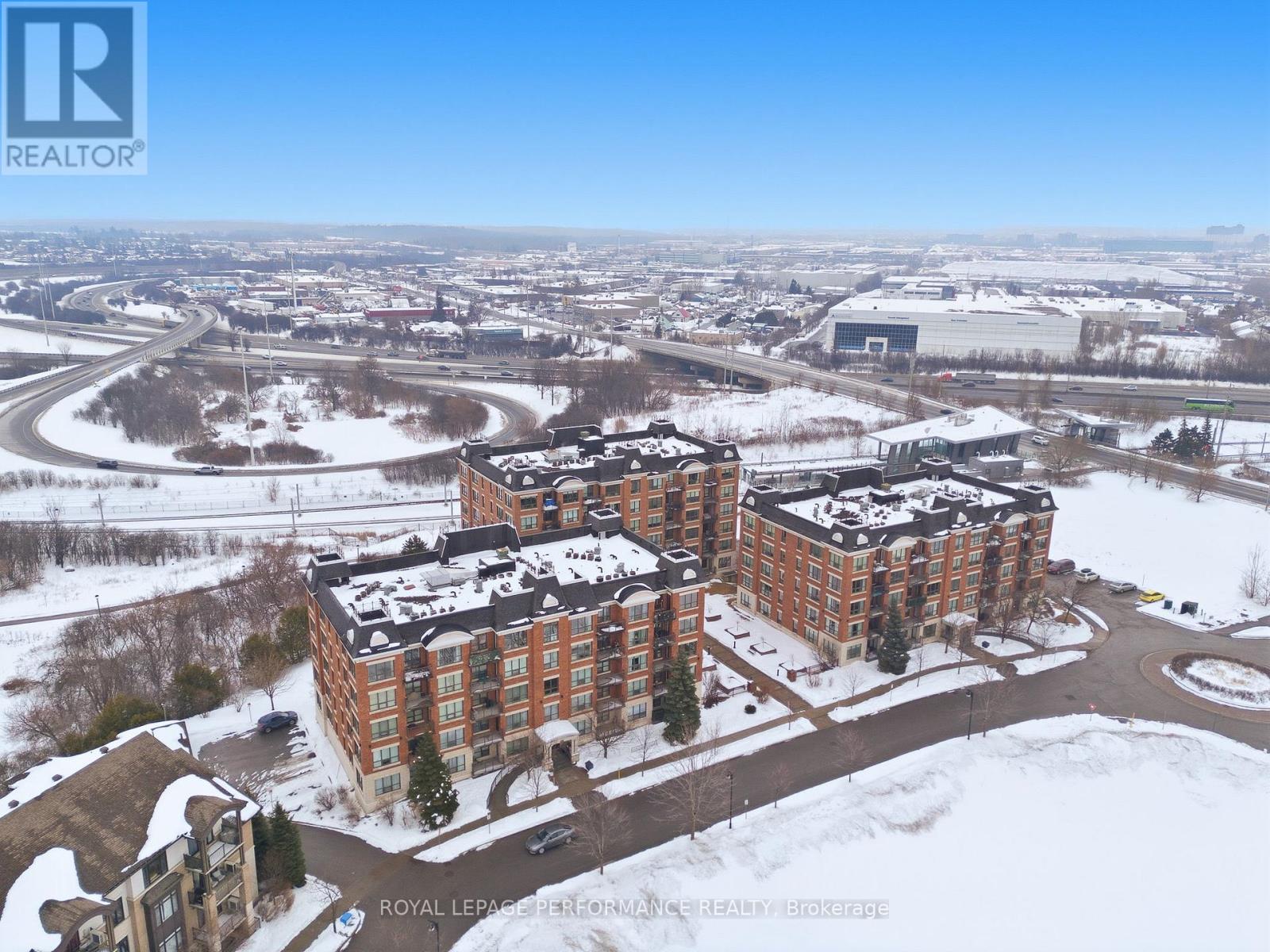 411 - 955 BEAUPARC PRIVATE — photo 24