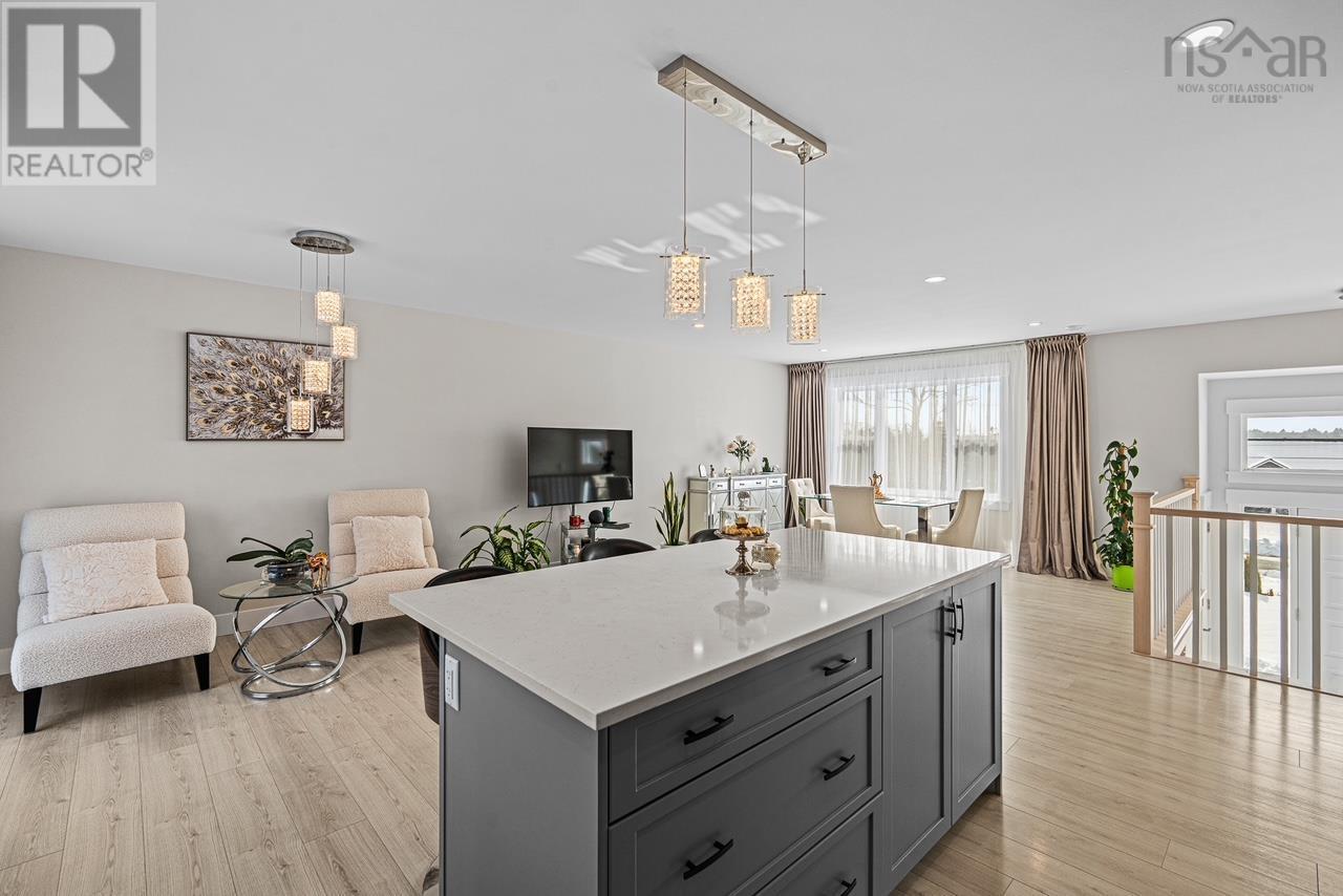 Property 20 of 42 of 212 Lynwood Drive