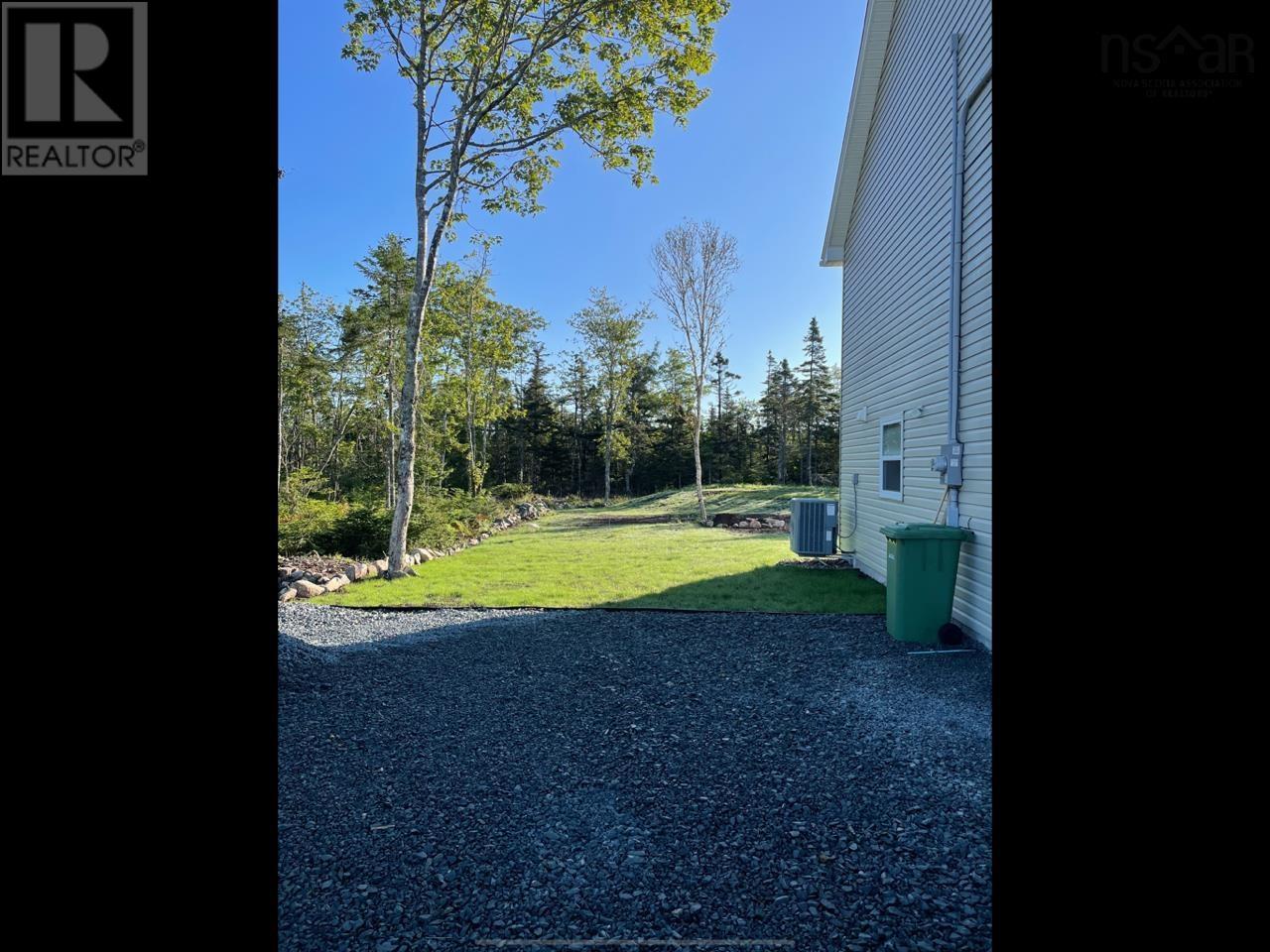 Property 39 of 42 of 212 Lynwood Drive