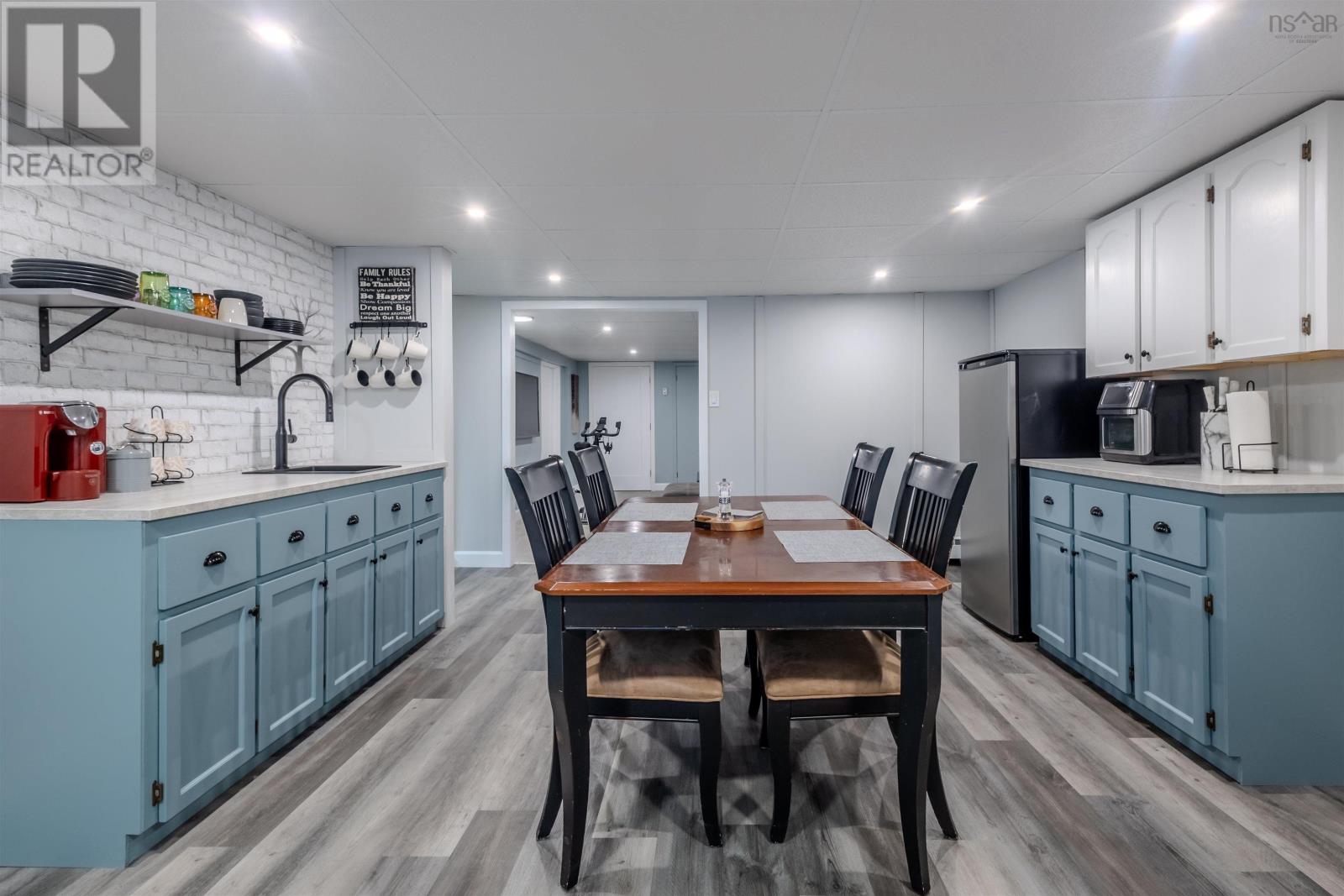 Property 29 of 43 of 58 MacBelger Crescent