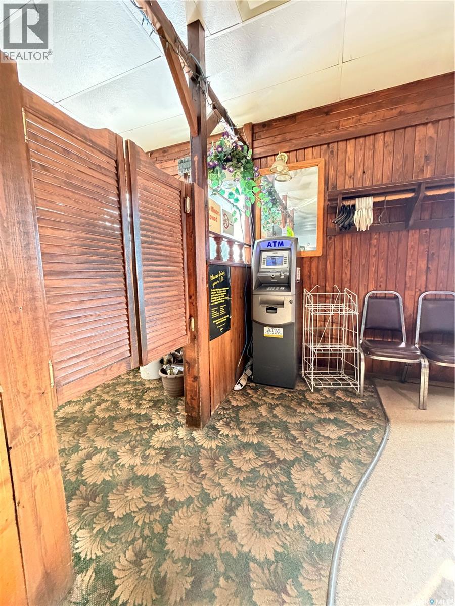 305 1st AVENUE W - photo 5