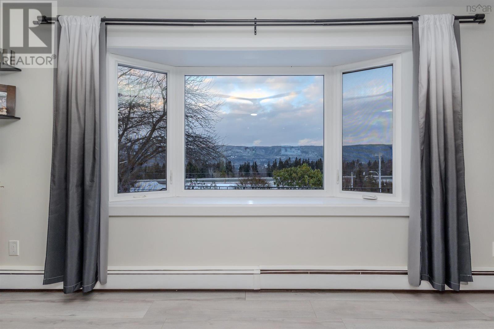 Property 8 of 43 of 58 MacBelger Crescent