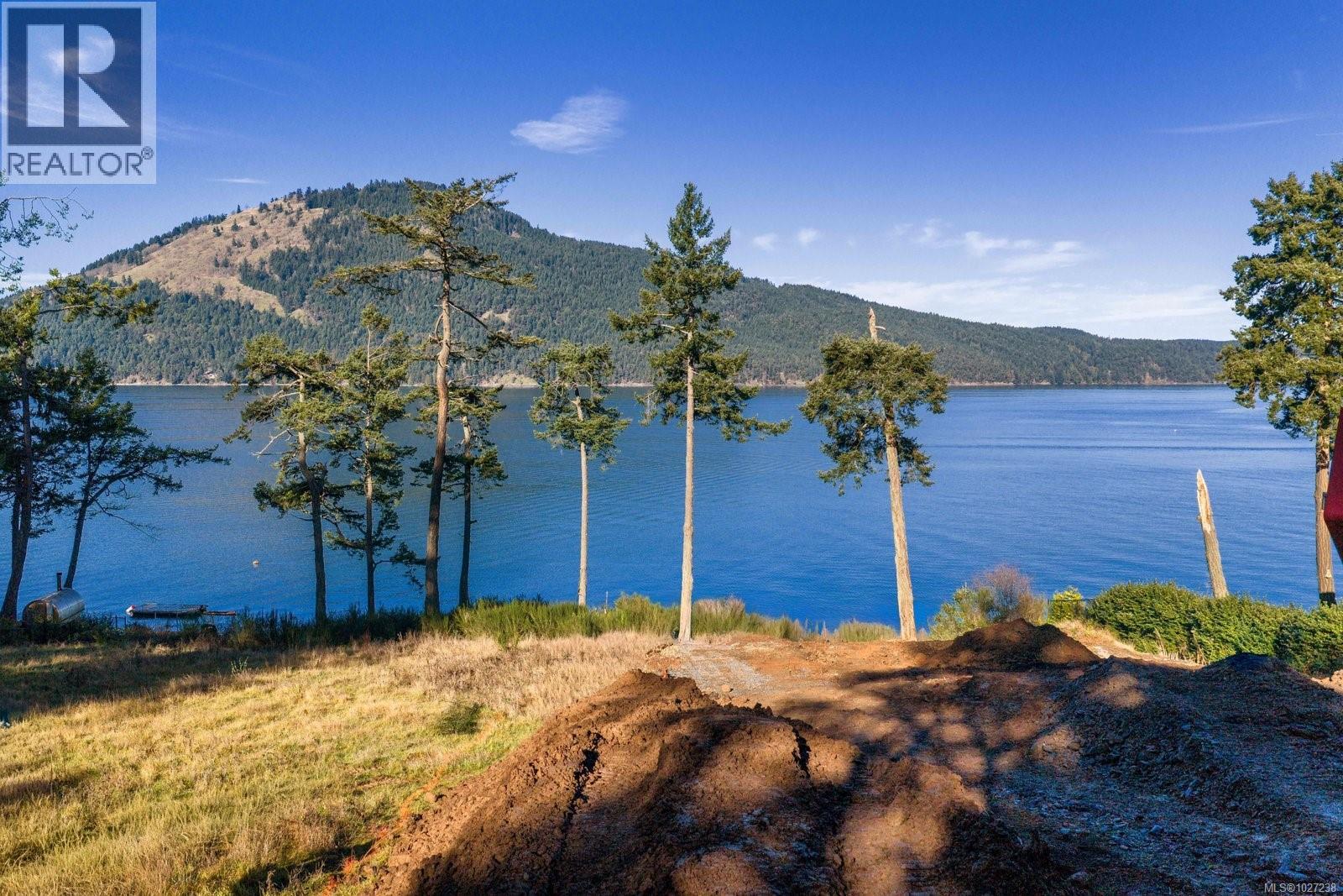  770 Lands End Road, North Saanich