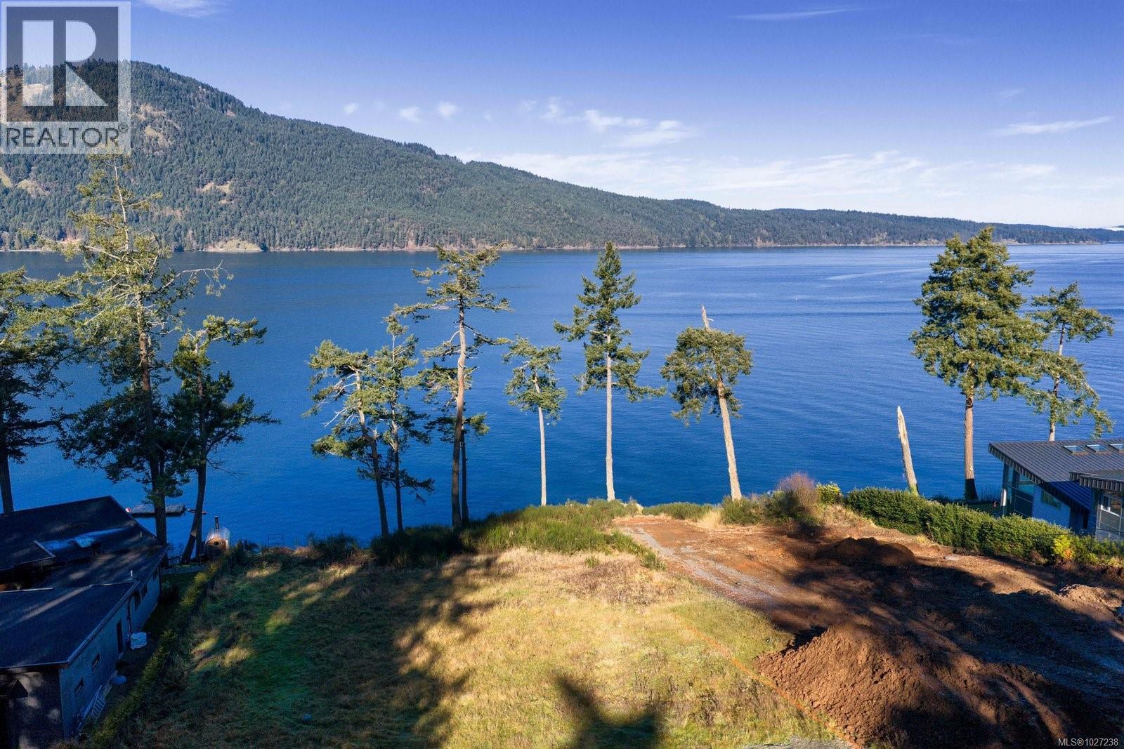  770 Lands End Road, North Saanich