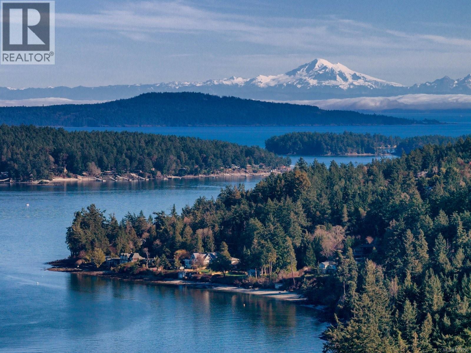  770 Lands End Road, North Saanich