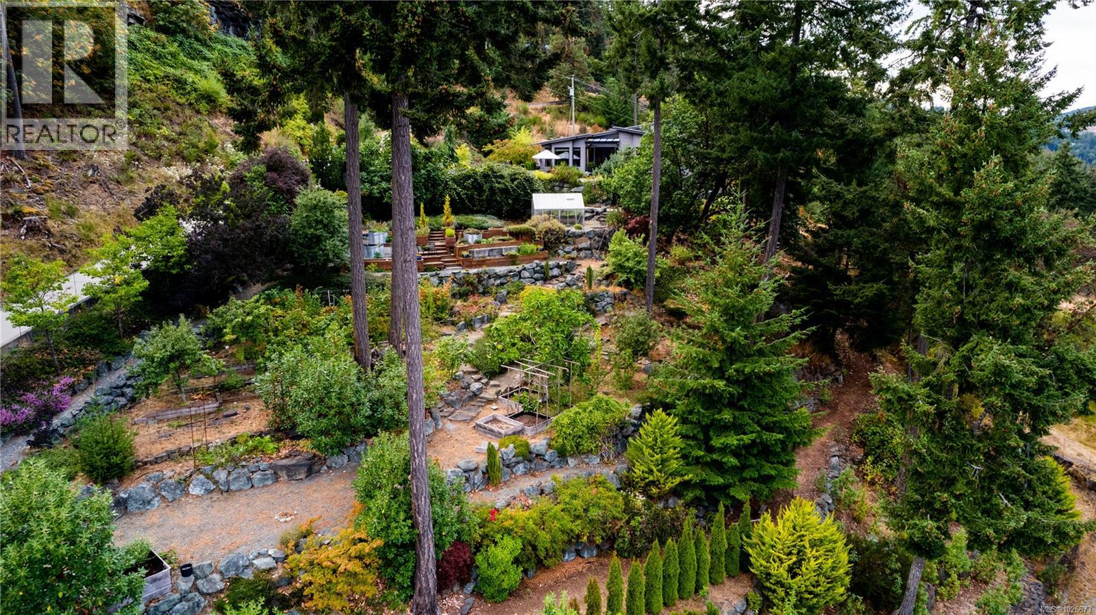 6088 Genoa Bay Rd - 11