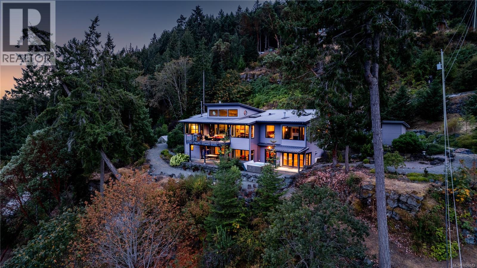 6088 Genoa Bay Rd - 3