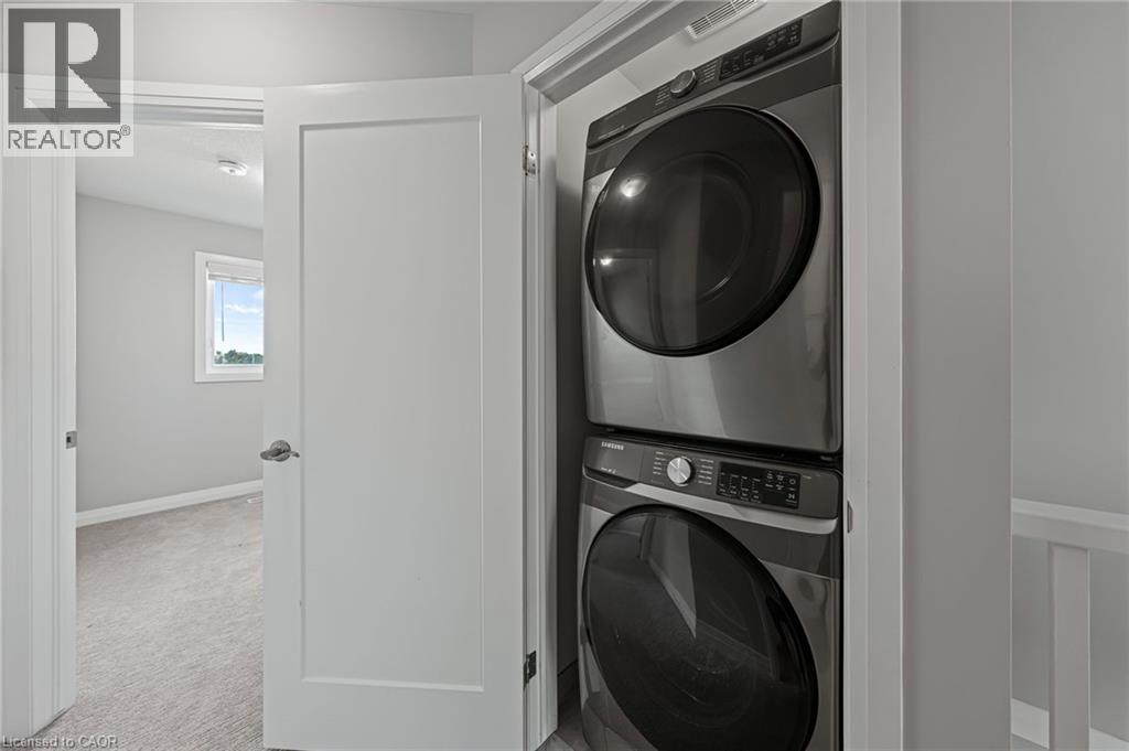 53 AQUARIUS CRESCENT - 25