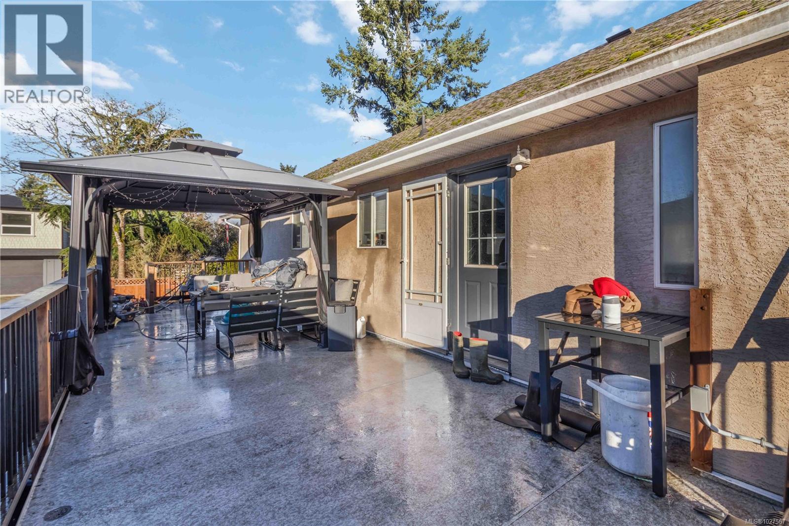  2562 Wentwich Road, Langford