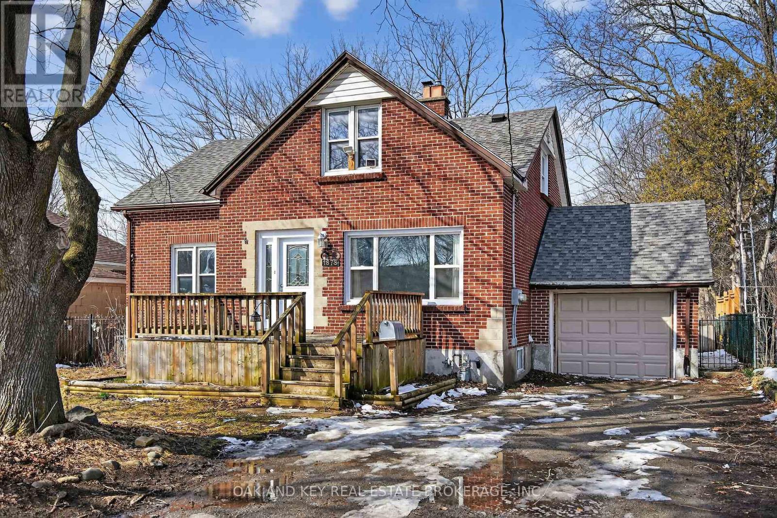 1878 CHURCHILL AVENUE - 1