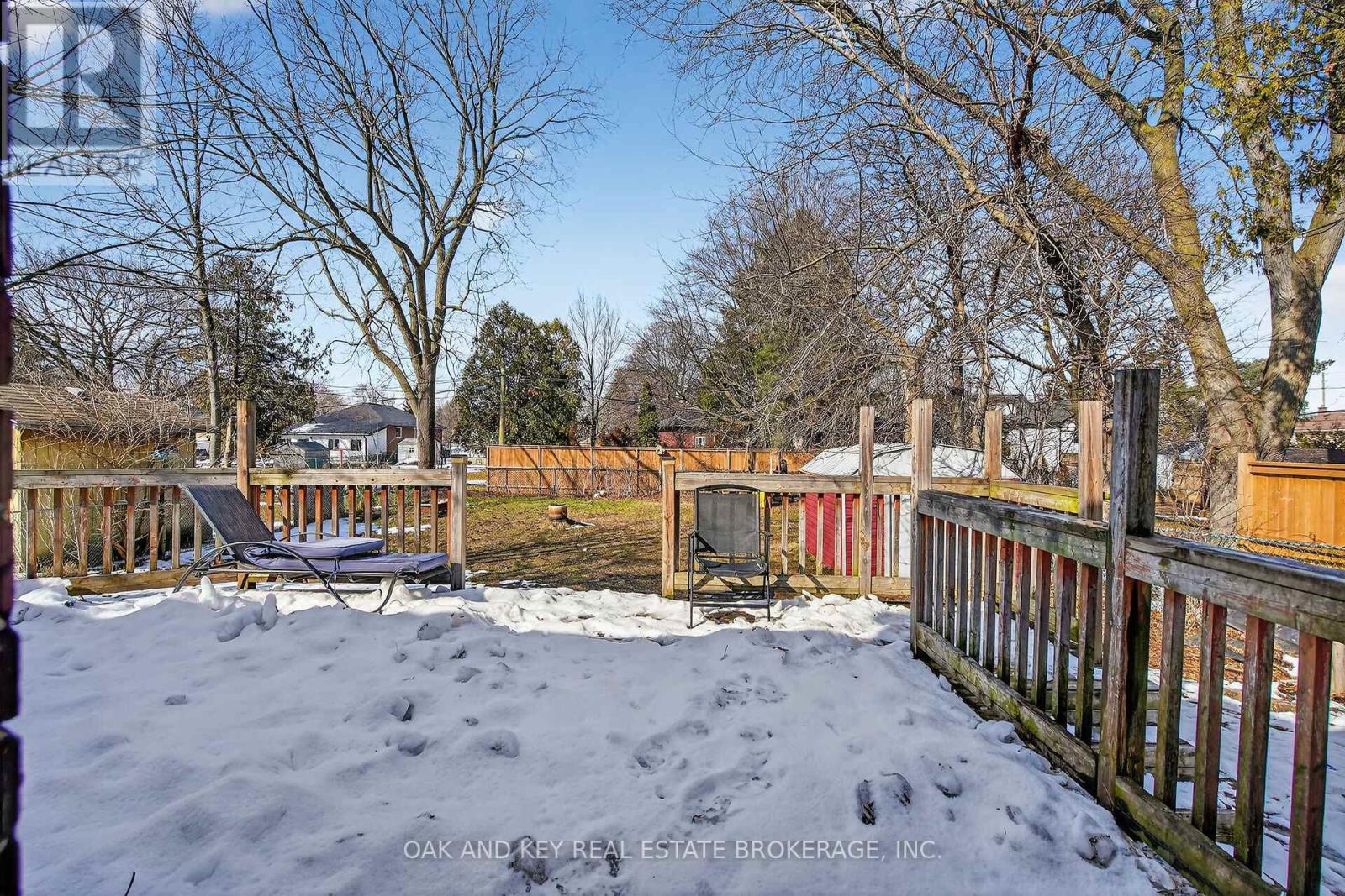1878 CHURCHILL AVENUE — photo 34