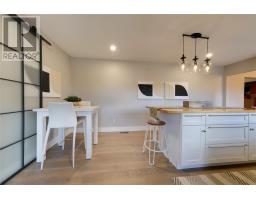 10 Budgen's Cove Road thumbnail 21