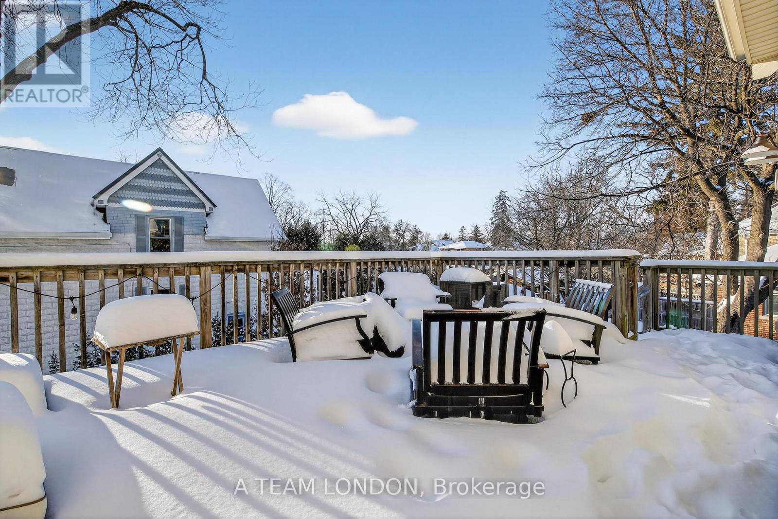 307 RIDOUT STREET S Property Photo