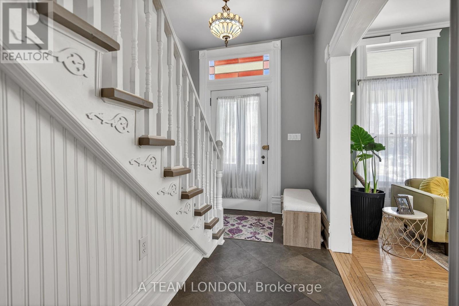 307 RIDOUT STREET S - 6