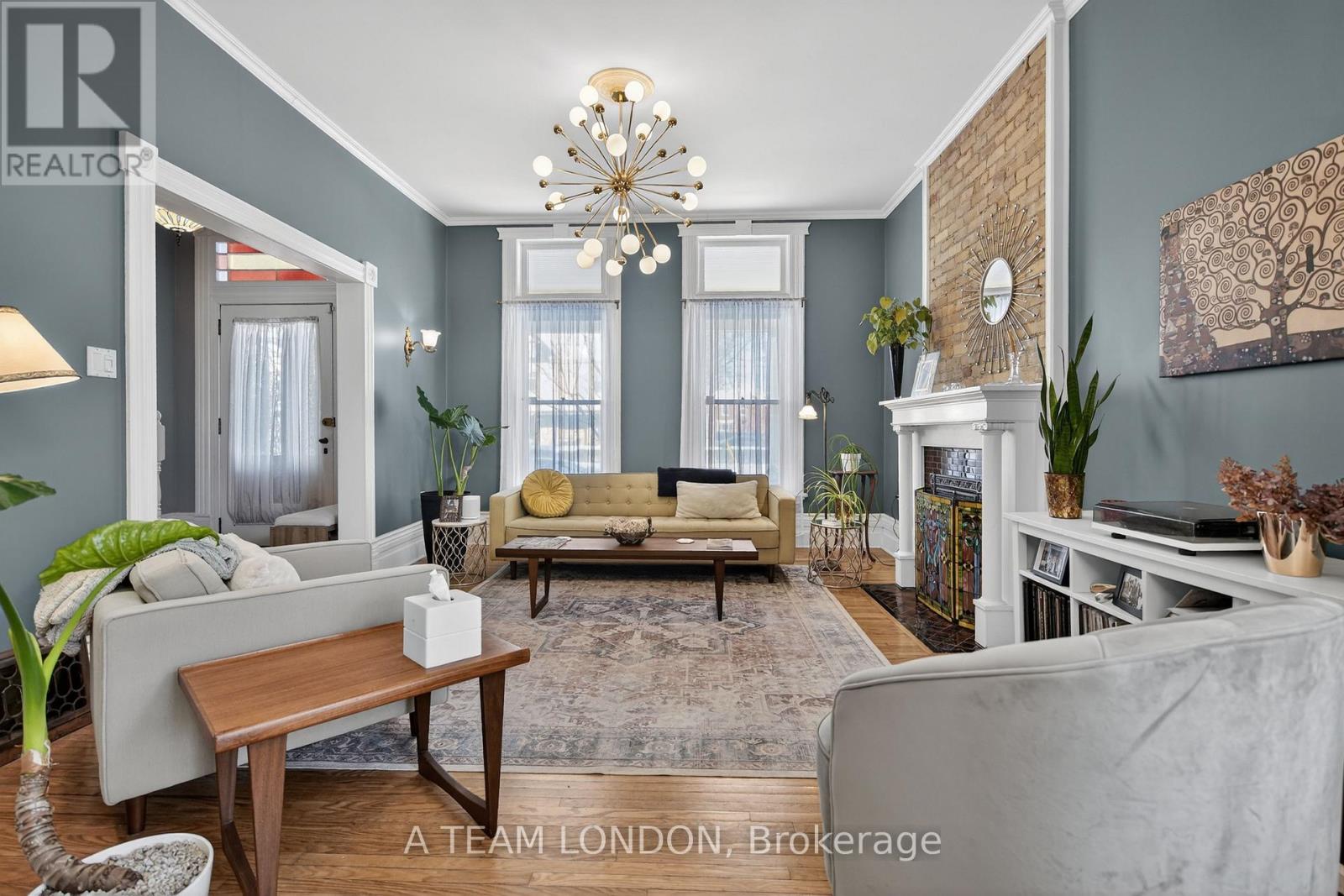 307 RIDOUT STREET S - 8