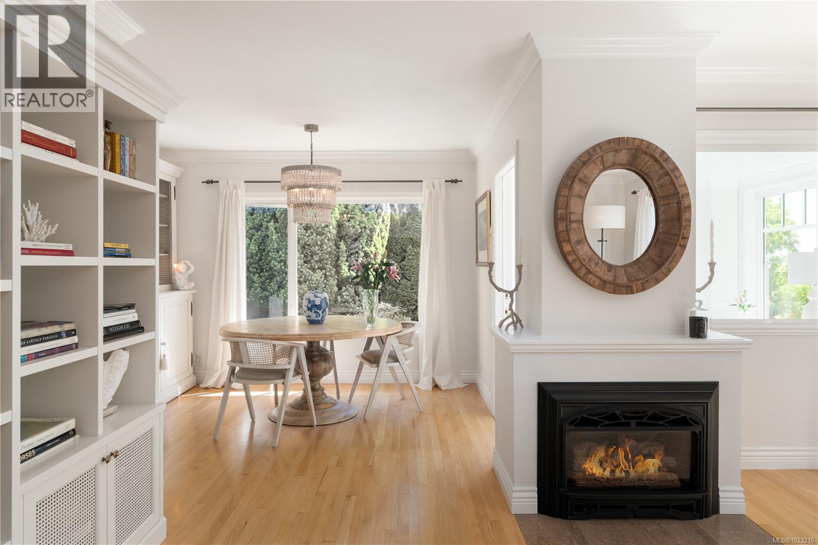  2944 Tudor Avenue, Saanich