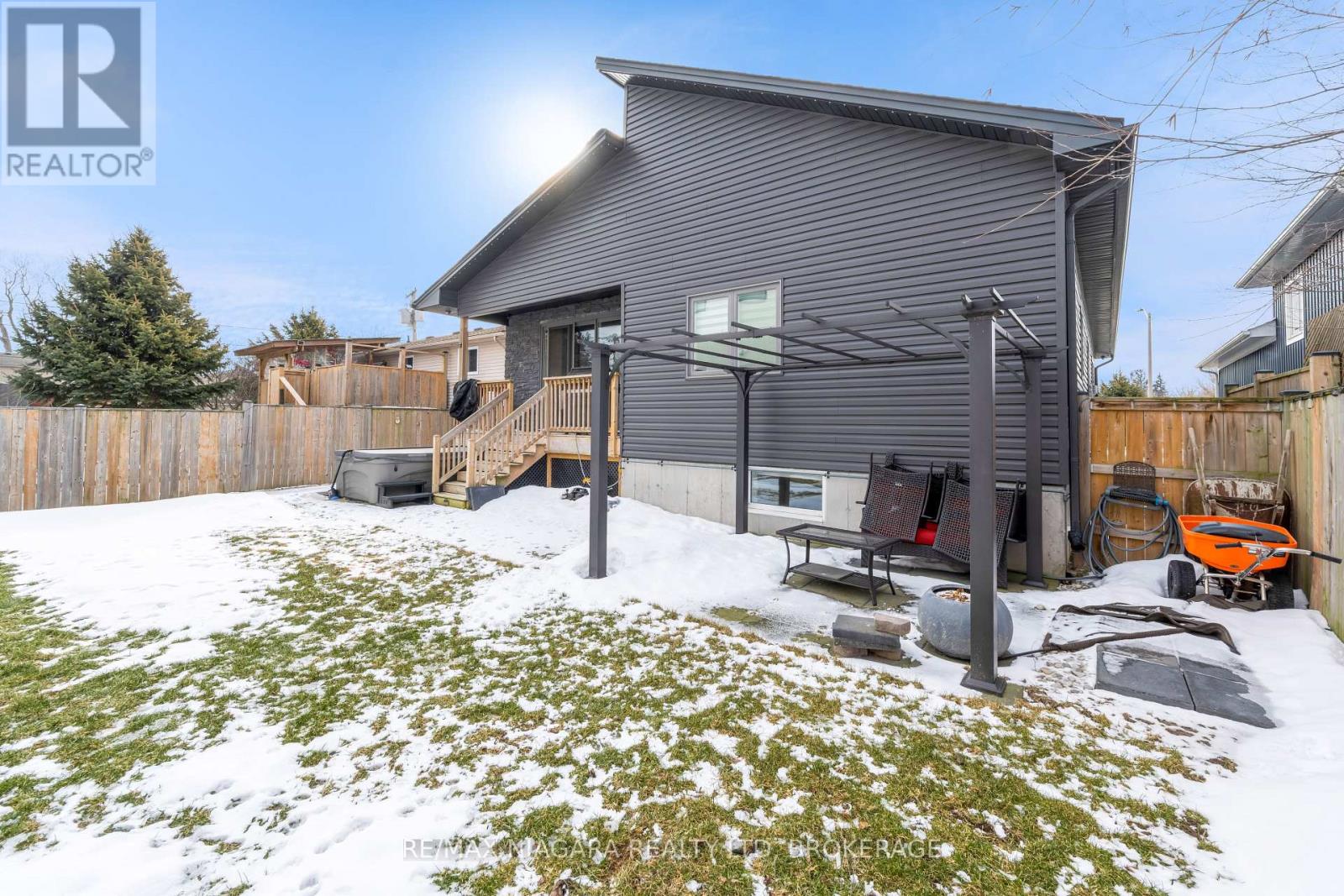 5 HERON POINTE ROAD — photo 34