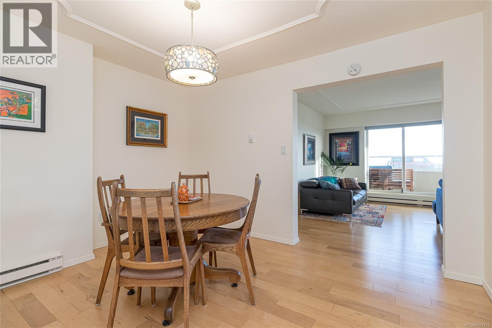 101 1540 Dallas Road, Victoria