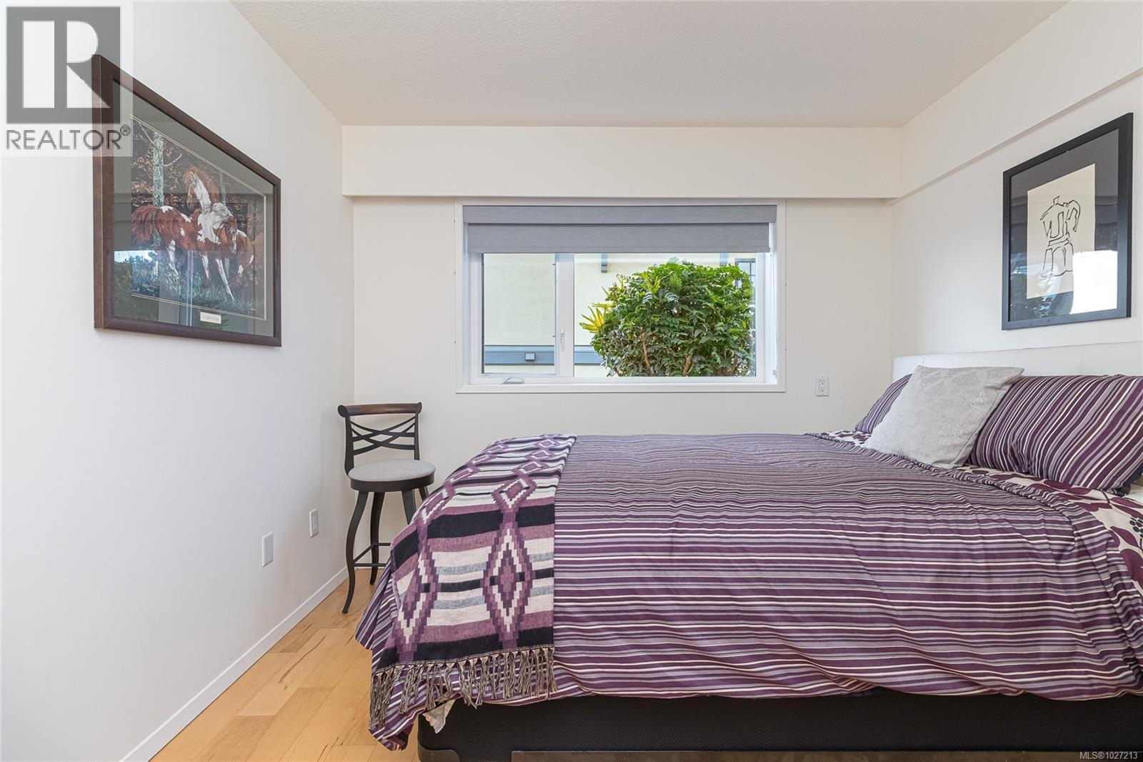 101 1540 Dallas Road, Victoria