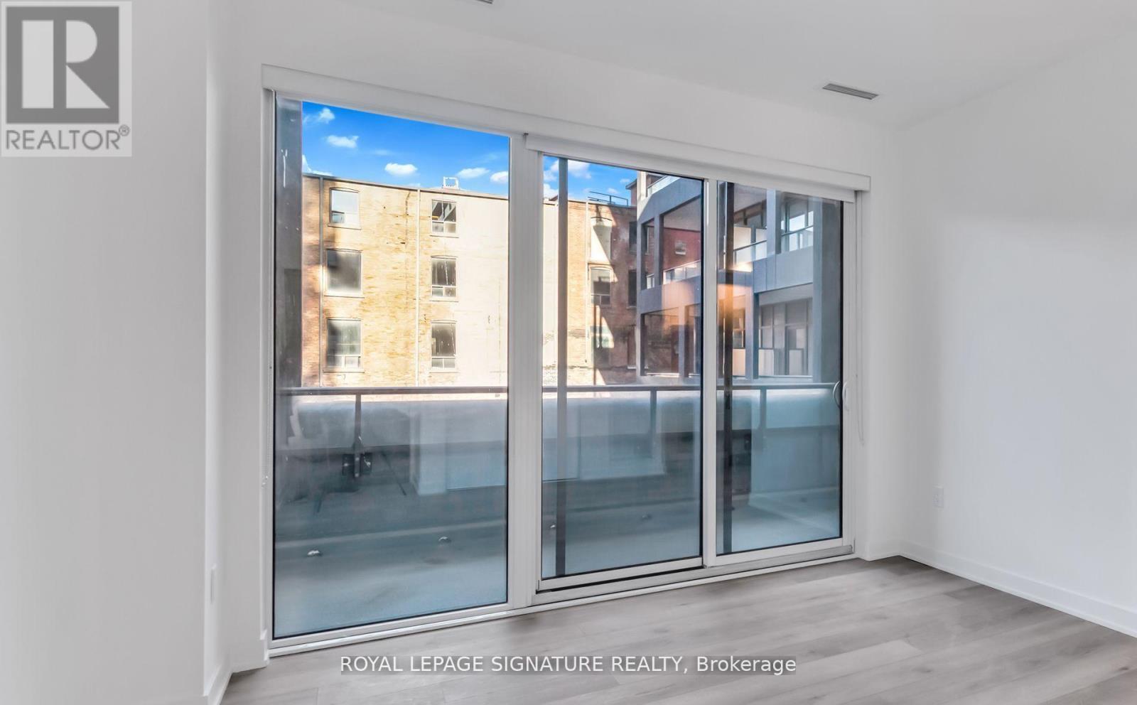 403 - 9 TECUMSETH STREET - Photo 4 of 20, Toronto (Niagara), Ontario