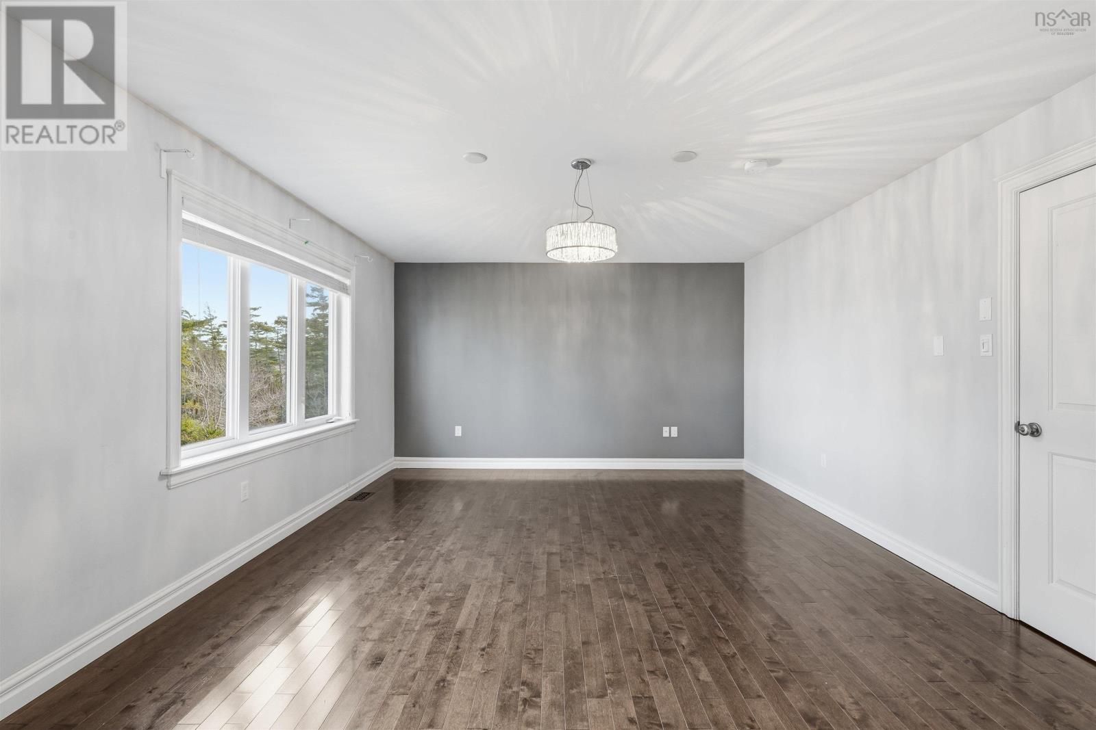 Property 16 of 38 of 117 Windridge Lane