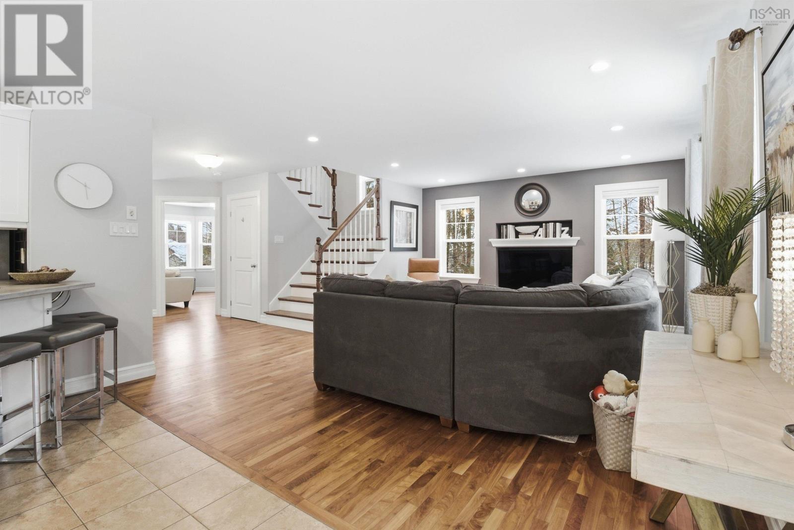 Property 5 of 49 of 51 Vickilynn Lane