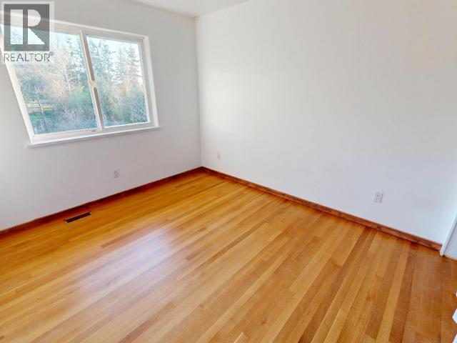 6030 LOIS STREET, Powell River