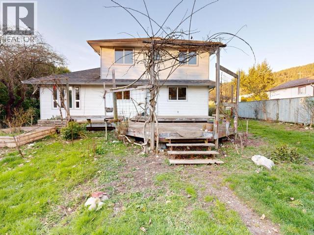 6030 LOIS STREET, Powell River