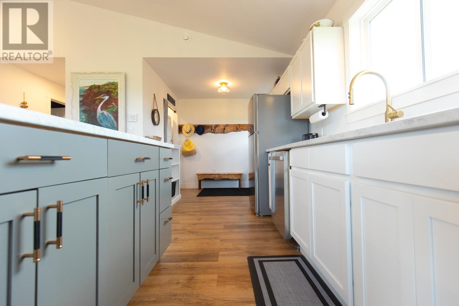 38 Basinview Crescent — photo 13