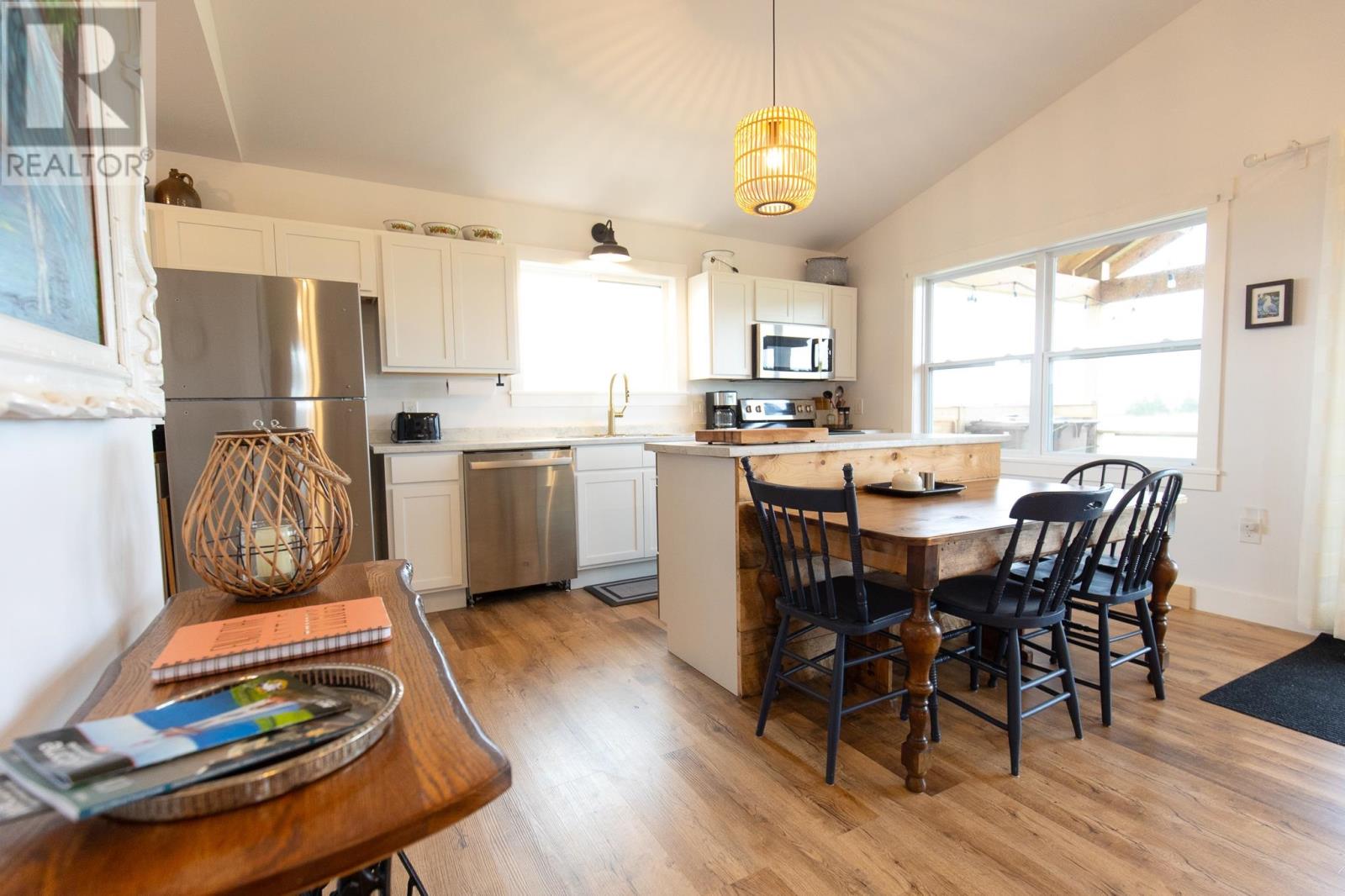 38 Basinview Crescent — photo 11