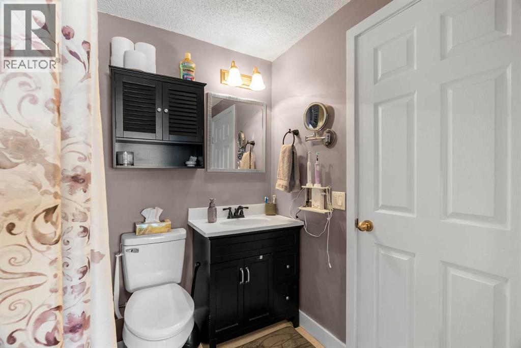 202 Windsor Drive, Fort McMurray