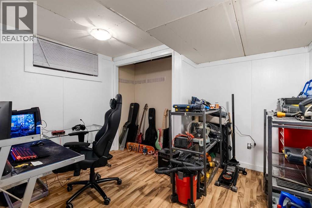 202 Windsor Drive, Fort McMurray