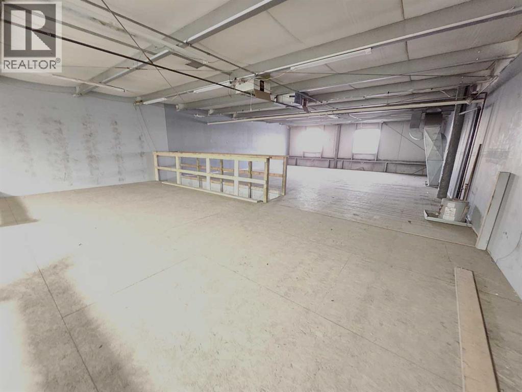 
          5610 46 Street Southeast
            <br/>
            <span>Calgary</span>
            , 
            <span>AB</span>
             <span>T2C4P9</span>
         - Photo 13