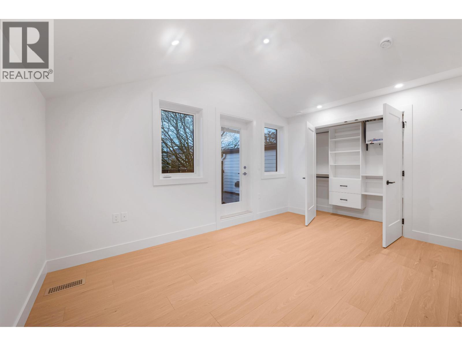 3 5554 CULLODEN STREET, Vancouver