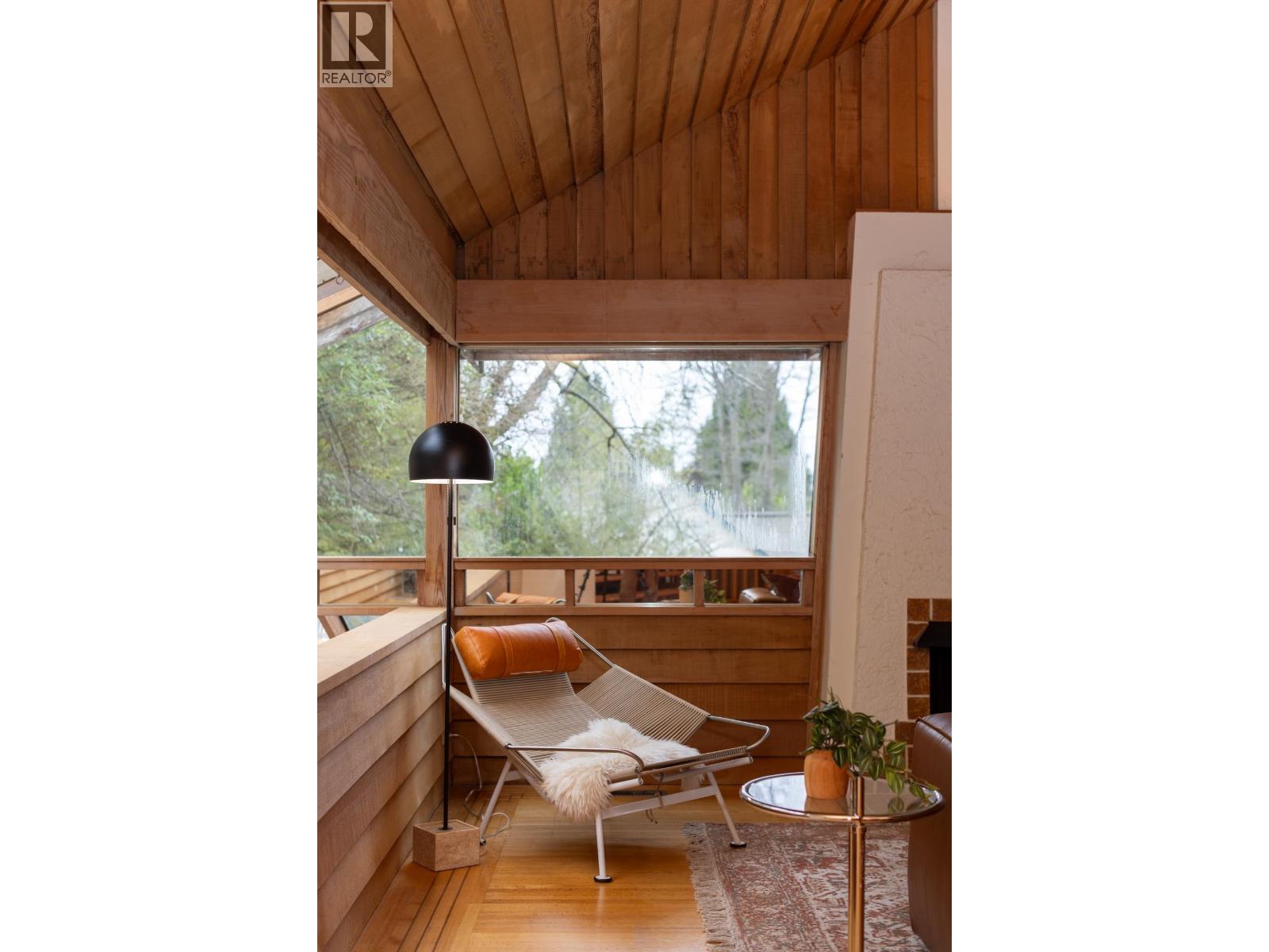 2094 HAYWOOD AVENUE, West Vancouver